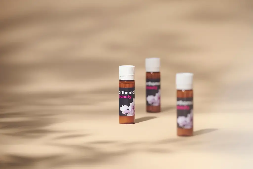 加藤あいさんお誕生日のサプライズ演出も。「オーソモル・ビューティ」アンバサダー就任発表会を12月12日（金）に開催 画像 5