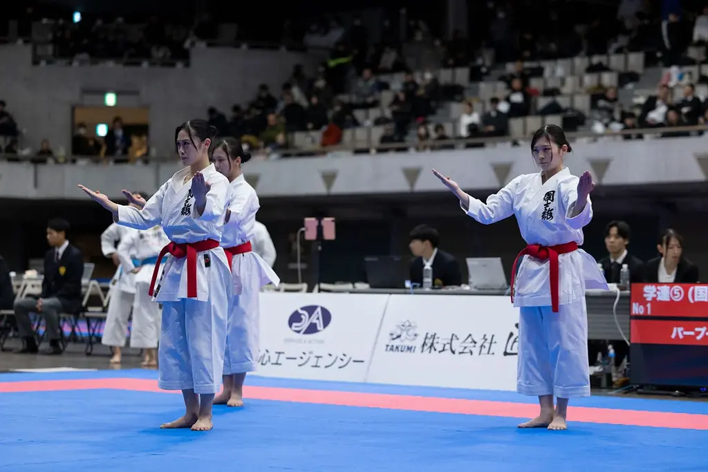 【12/13(土)リザルト速報】内閣総理大臣杯 第53回全日本空手道選手権大会(都道府県対抗団体組手) ・第4回全日本空手道団体形選手権大会(予選) 画像 4