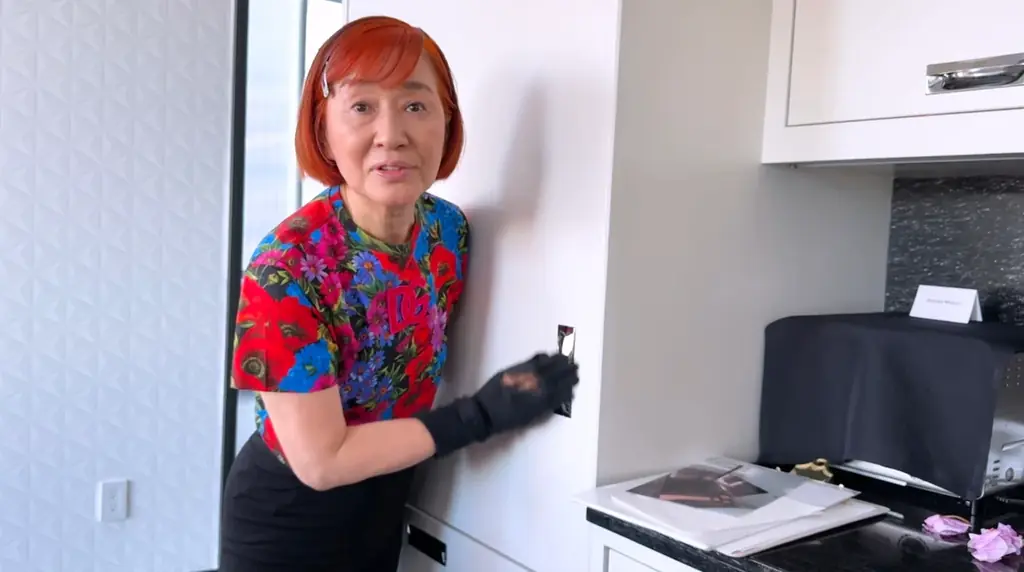 バスルームからマンハッタンを一望！松居一代の豪華すぎるセレブ生活に密着／隣人はトップシークレット「68年生きてきて一番ビックリした」／「日本人として生きていくから…」両親への思いを涙ながらに吐露 画像 4