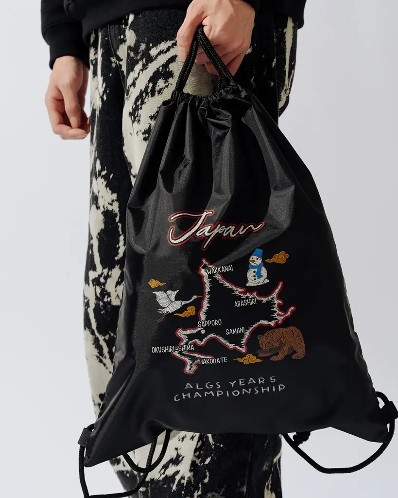 ビームスが、世界最高峰のeスポーツ大会「Apex Legends Global Series YEAR 5 CHAMPIONSHIP」のオフィシャルグッズをプロデュース。 画像 12