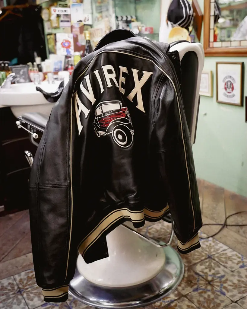 「AVIREX」より「MR.BROTHERS CUT CLUB」とのコラボレーションアイテムが発売！ 画像 2