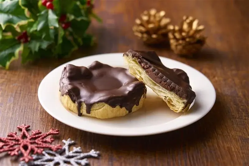 セブン‐イレブンから「濃厚ショコラ」シリーズ4品が登場！パンやドーナツなど冬ならではの贅沢を楽しめる “ご褒美ショコラ” 画像 3