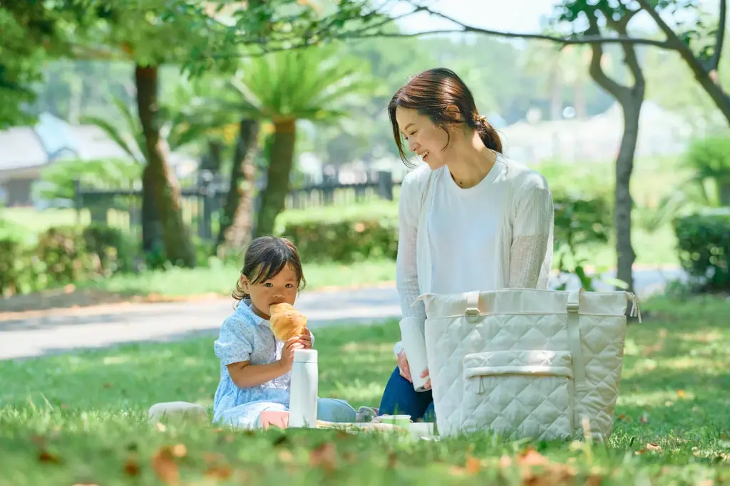 「POMULU（ポムル）マルチトートバッグ」12月16日より一般販売開始！予約販売では先着200枚クーポンが大盛況のうちに終了–現役ママ・パパ250件以上の声を元に誕生した《特許申請中》マルチトート 画像 2