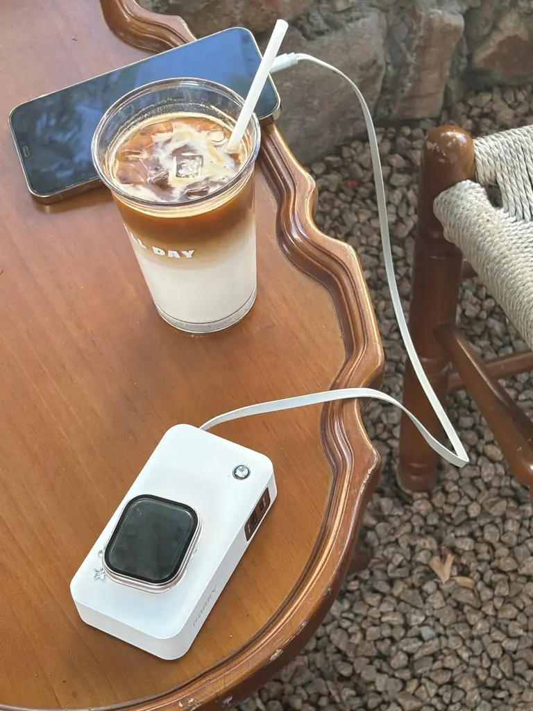 【RORRY】最大50％OFF！クリスマスタイムセールで冬のお出かけ＆ギフトにぴったりな充電アイテムが特別価格で登場 画像 18