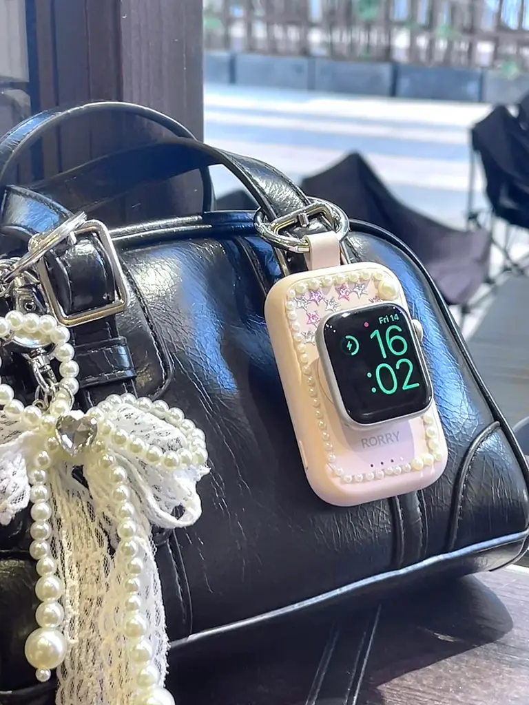 【RORRY】最大50％OFF！クリスマスタイムセールで冬のお出かけ＆ギフトにぴったりな充電アイテムが特別価格で登場 画像 2