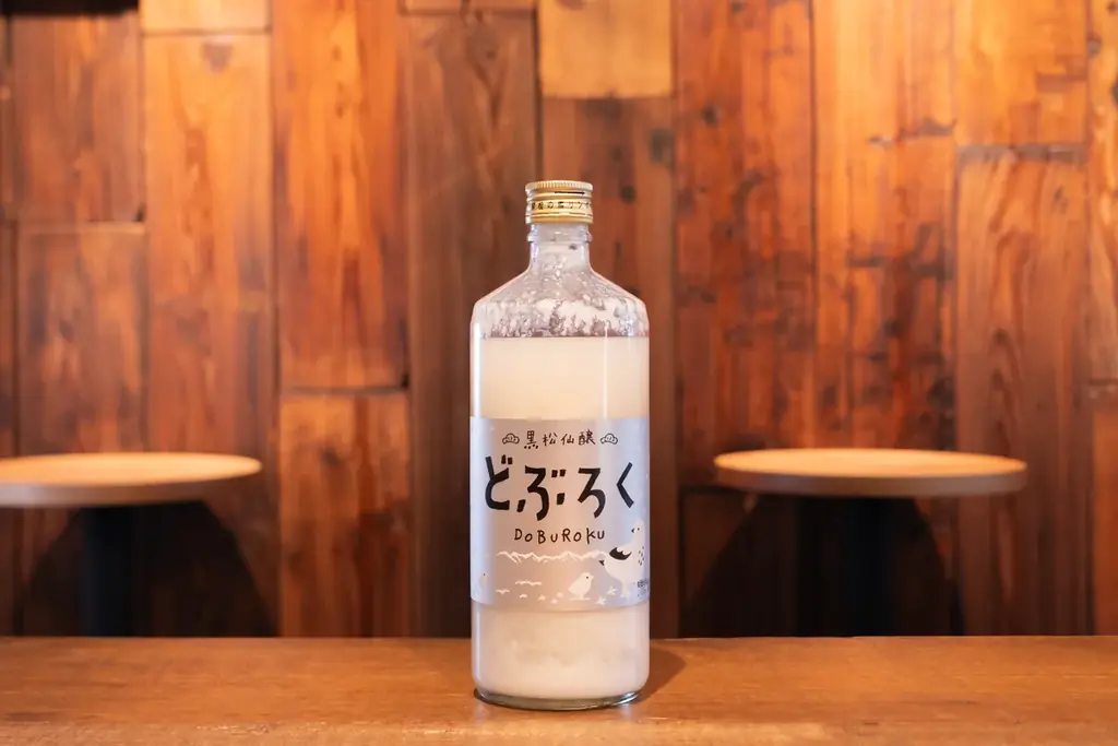 今年も好調のUCCの“飲まないコーヒー”『YOINED（ヨインド）』が日本酒バーで数量限定提供　唎酒師（ききざけし）が選ぶ日本酒とのペアリングで新感覚の余韻体験 画像 3