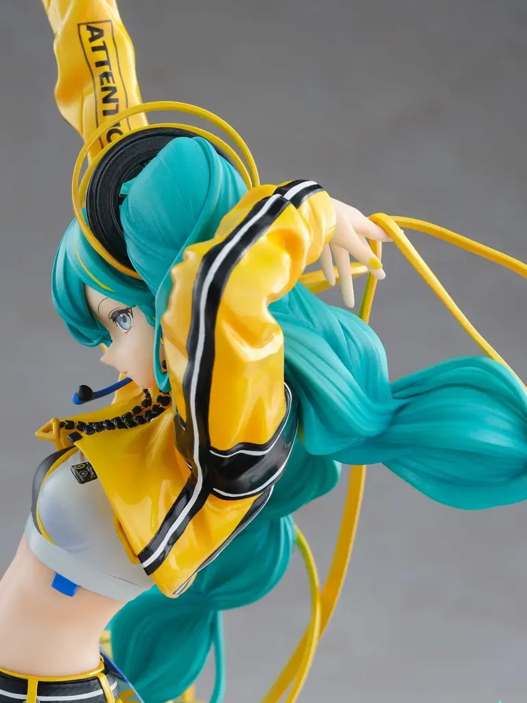 『初音ミク』が、中国向け17周年記念企画のキービジュアルVer.で1/7スケールフィギュアに！ 画像 11