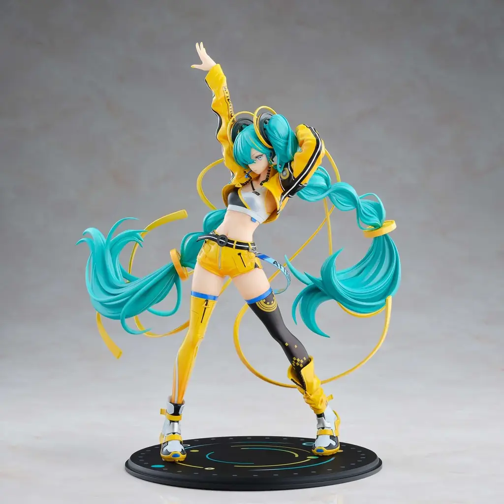 『初音ミク』が、中国向け17周年記念企画のキービジュアルVer.で1/7スケールフィギュアに！ 画像 2
