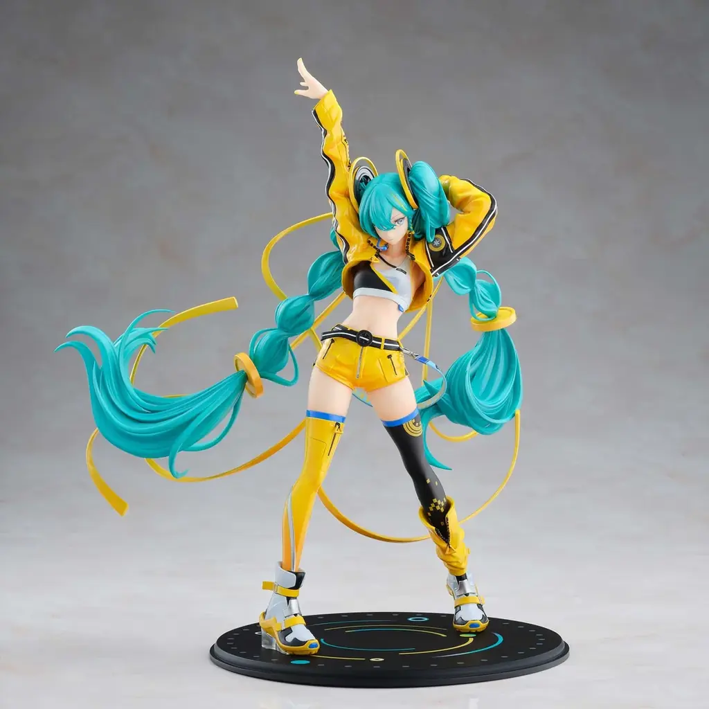 『初音ミク』が、中国向け17周年記念企画のキービジュアルVer.で1/7スケールフィギュアに！ 画像 9