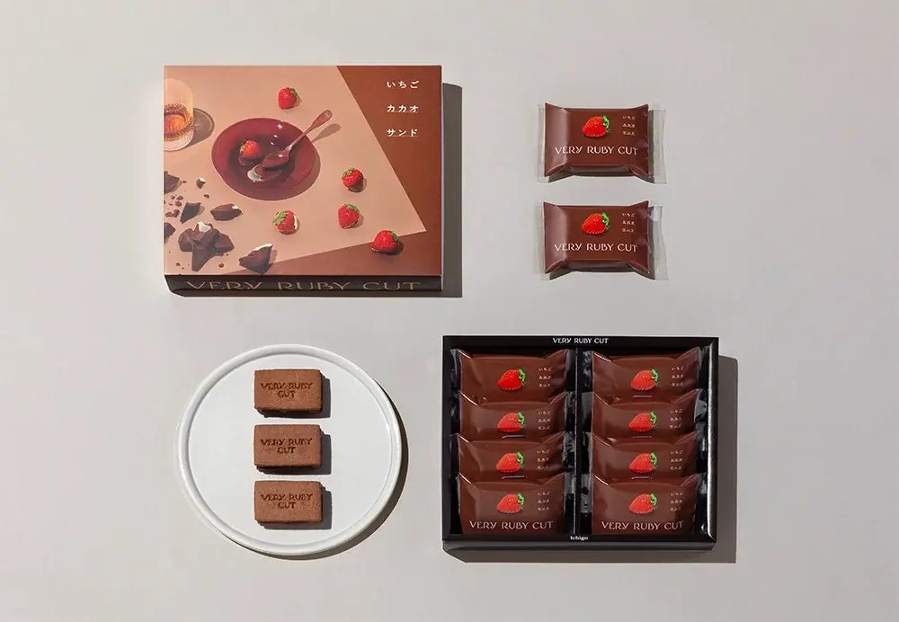 冬限定！いちごスイーツ専門店から、真っ赤ないちご×芳醇ショコラがとろけあう至福サンドが新登場【VERY RUBY CUT】 画像 6