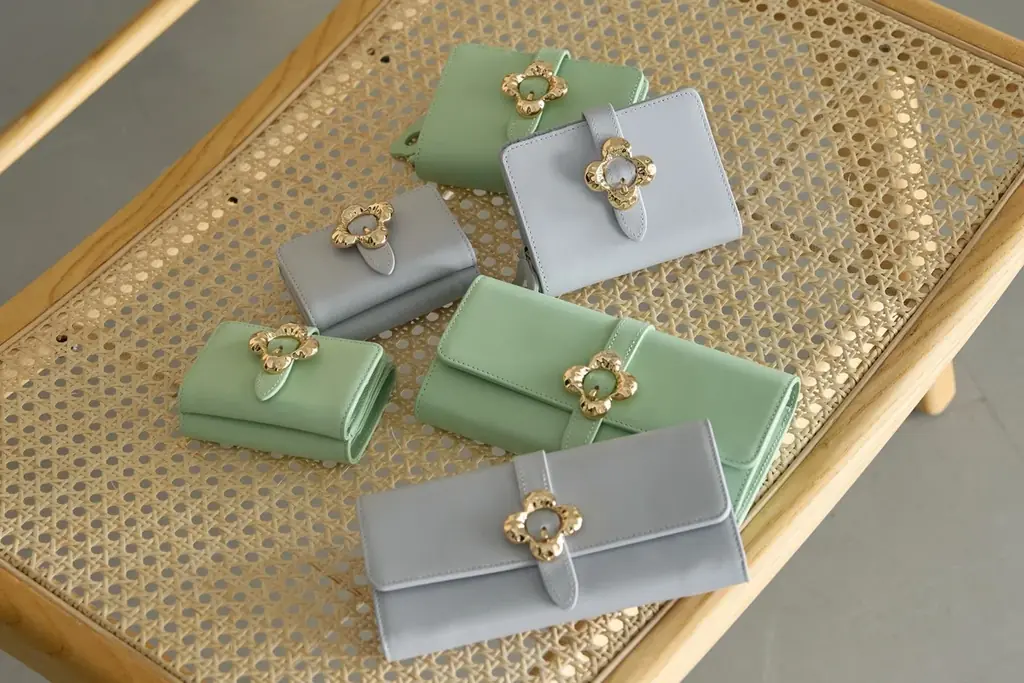 わたしの毎日が、花開く。幸運を連れて新しい年へ。12/21“最強開運日”に選びたいHASHIBAMIの開運ウォレットコレクション 画像 7