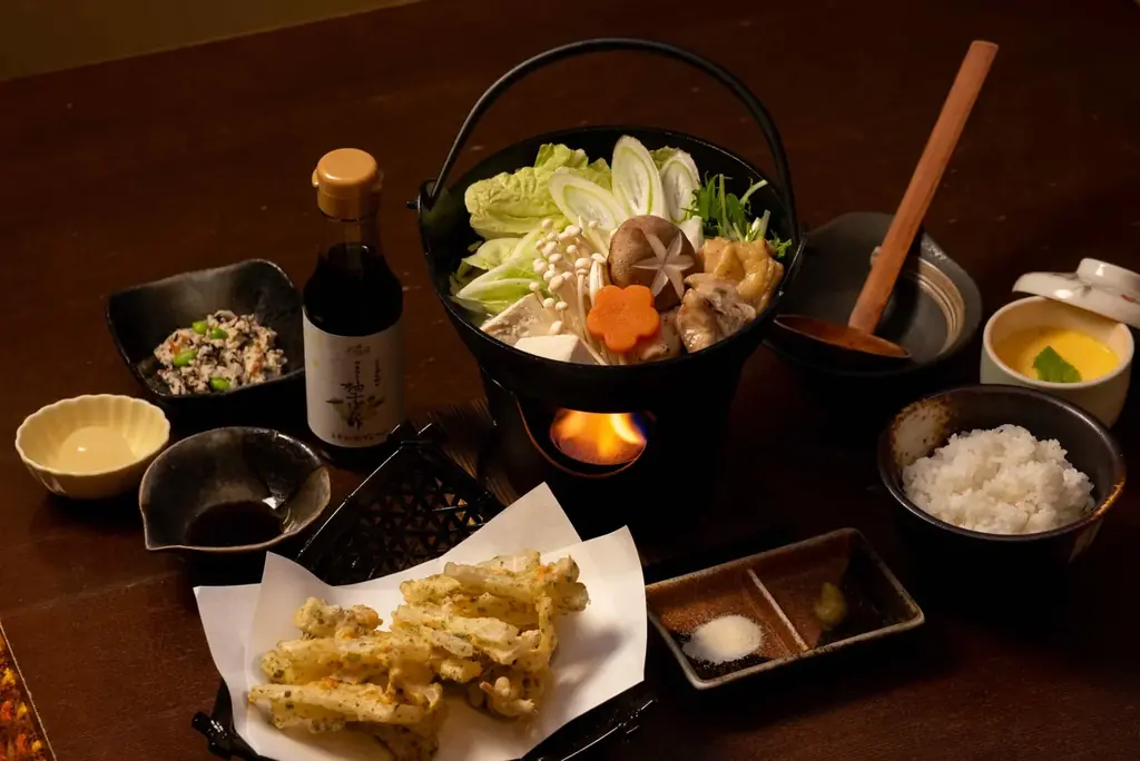 昭和レトロな温泉銭湯 玉川温泉で冬至に合わせ、地元で採れた日本最古の柚子「桂木ゆず」「鬼ゆず」を浮かべるゆず風呂を実施 画像 3