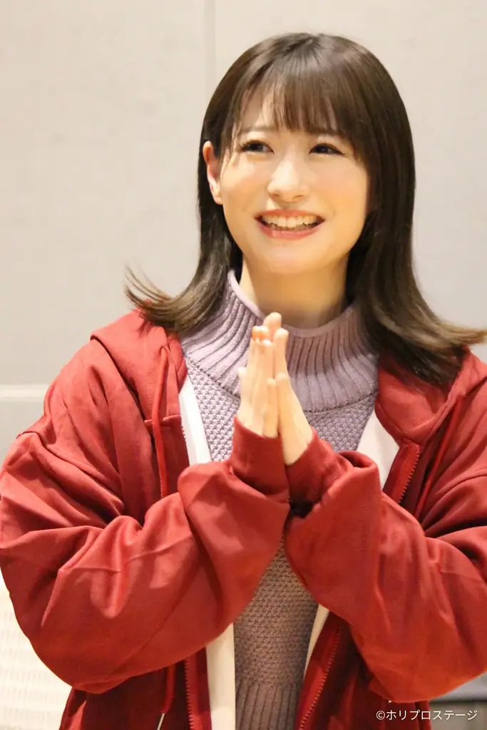 【写真・動画】2026年1月8日開幕！新作ミュージカル『白爪草』稽古場披露レポート到着【屋比久知奈、唯月ふうか、元吉庸泰】／電脳少女シロ・ゲスト出演！スペシャルクロストークラジオ公開中 画像 7