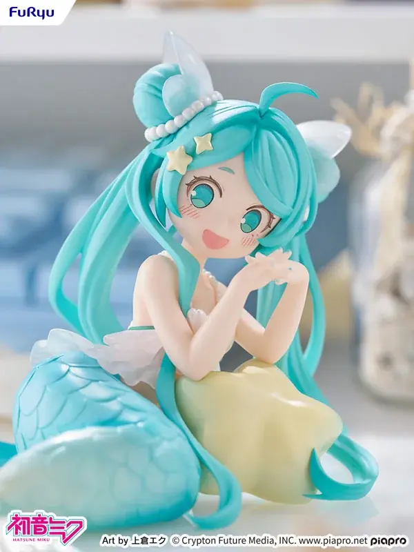 「初音ミク」が、おとぎ話をテーマにした人魚姫姿のフィギュアで登場。イラストレーター・上倉エク氏描き下ろし。 画像 4