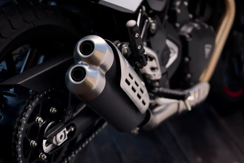 トライアンフから、遂に登場したカフェレーサーのThruxton 400。そして現代に蘇るフラットトラッカーのTracker 400がデビュー!! 画像 15