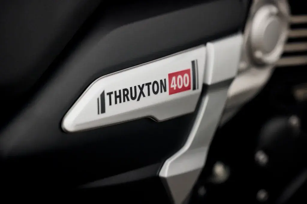 トライアンフから、遂に登場したカフェレーサーのThruxton 400。そして現代に蘇るフラットトラッカーのTracker 400がデビュー!! 画像 6