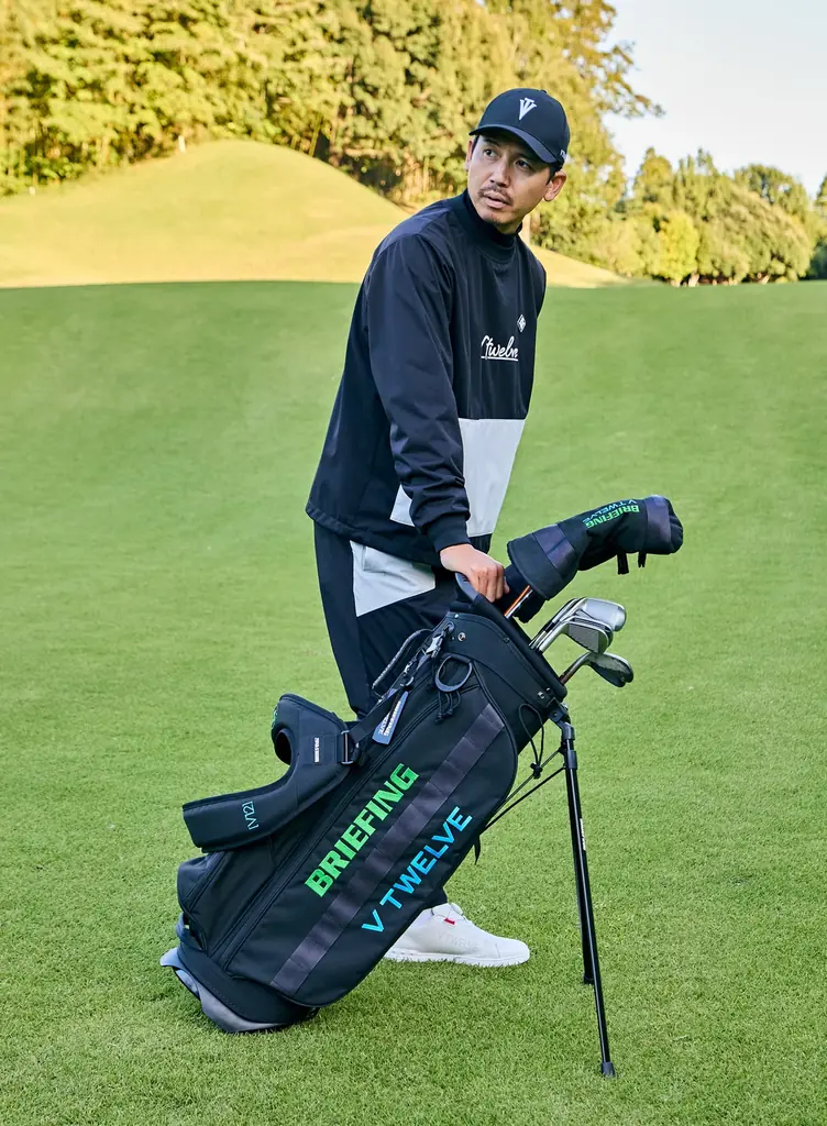 V12 × BRIEFING　初のコラボレーションが実現 画像 4