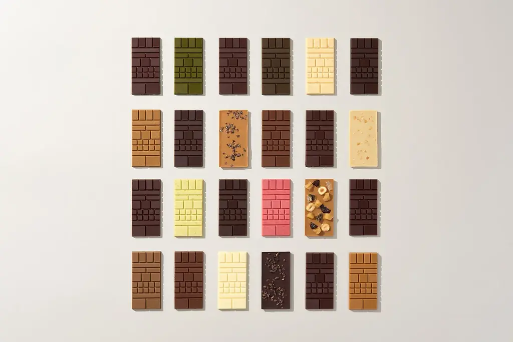 Minimalより、24種のチョコレートで表現する新シリーズ「NEW ARTS & CRAFTS」新登場。アートな装丁とともに味わうチョコレートの世界。 画像 7