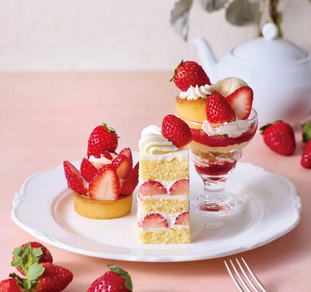 【Afternoon Tea】さくふわ食感！甘酸っぱい苺のスコーンサンドなど、苺づくしの冬限定スイーツ＆ティーを発売 画像 11