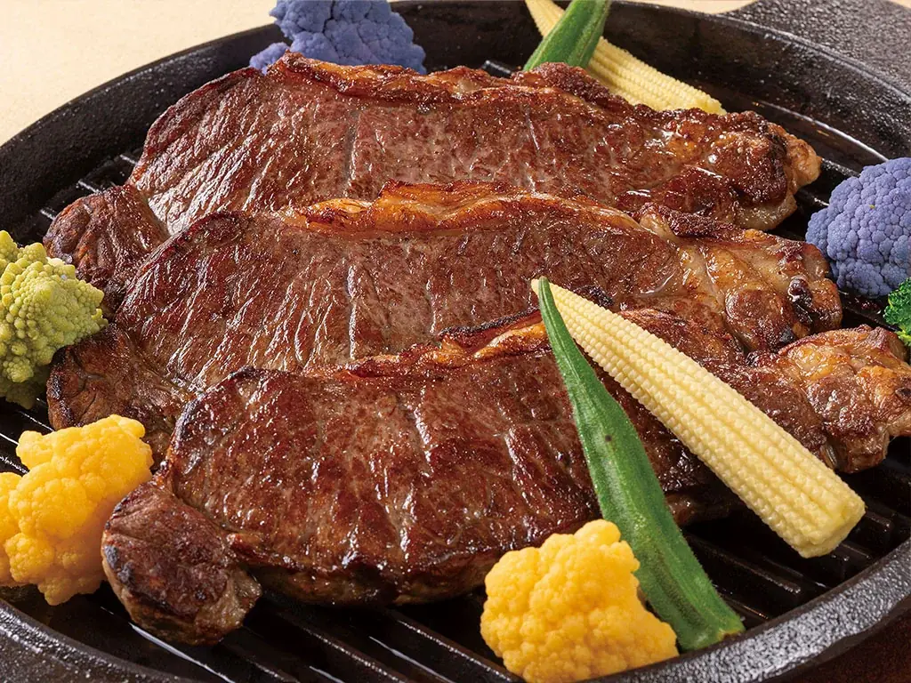 東京ベイ舞浜ホテル　ファーストリゾートが【サーロインステーキが食べ放題】ステーキ＆ストロベリースイーツ・ディナービュッフェを開催（2026年1月9日～3月15日の金・土・日曜日） 画像 2