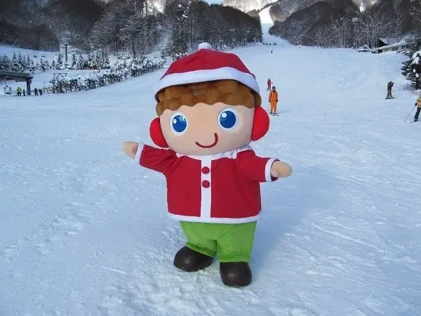 今年のクリスマスイブは…ゲレンデを“サンタだらけ”にしよう！ 画像 1