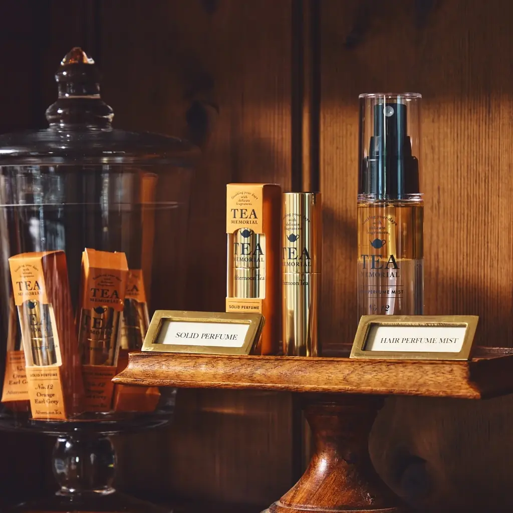 紅茶の香りが人気のフレグランスシリーズ「TEA MEMORIAL」がリニューアル白桃ウーロンの香りや携帯できるアイテムなどモダンなデザインになって新登場 画像 8