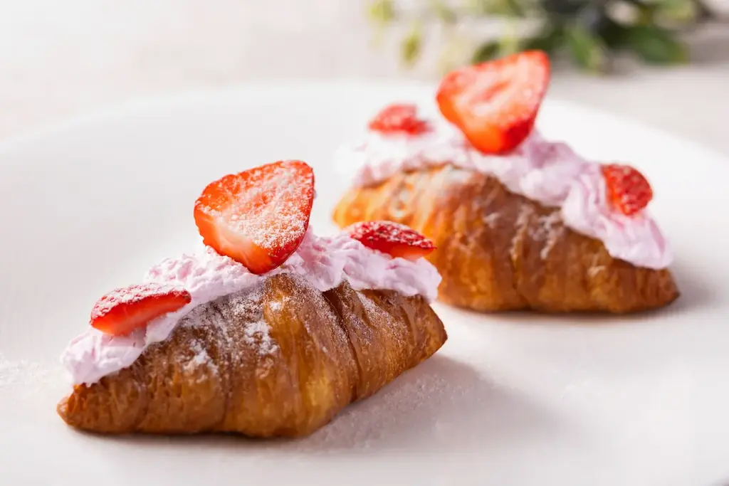 福岡・宗像の“ホテルスタッフが育てた”いちごを味わう。規格外いちごも活用したサステナブルな「いちごステイ」【メルキュール福岡宗像リゾート＆スパ】 画像 6