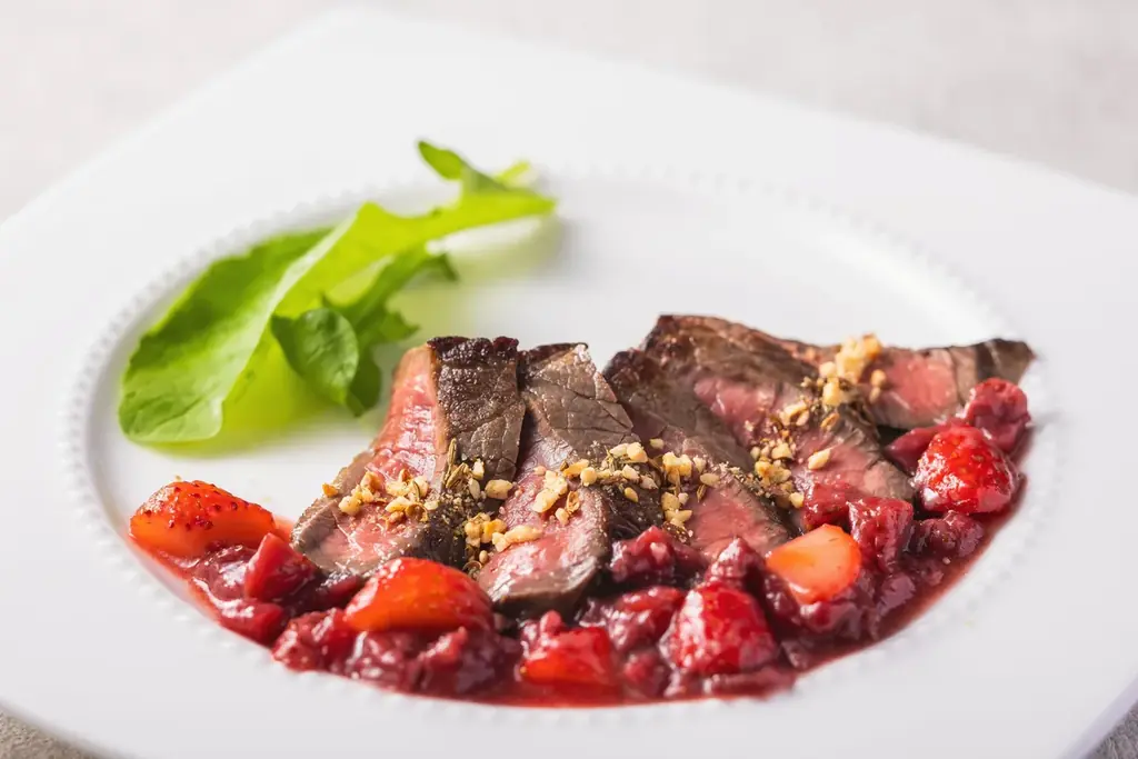 福岡・宗像の“ホテルスタッフが育てた”いちごを味わう。規格外いちごも活用したサステナブルな「いちごステイ」【メルキュール福岡宗像リゾート＆スパ】 画像 8