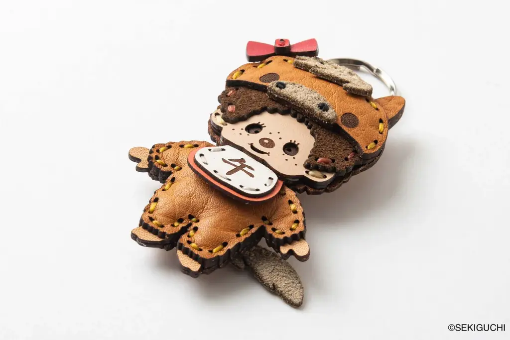 [2026年 午（うま）年]　新年のお祝いにふさわしい モンチッチ干支（午）レザーキーホルダーの登場です 画像 10