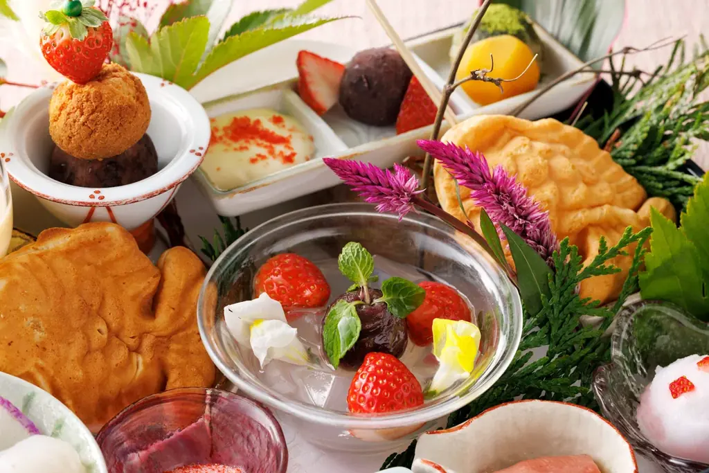 札幌エクセルホテル東急にて、苺とたい焼きの和のコラボが実現！苺一会の「和のアフタヌーンティー」1月17日（土）より期間限定で提供 画像 3