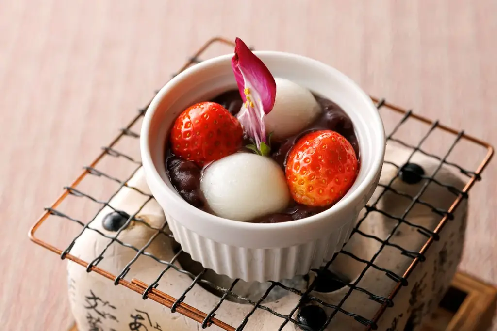 札幌エクセルホテル東急にて、苺とたい焼きの和のコラボが実現！苺一会の「和のアフタヌーンティー」1月17日（土）より期間限定で提供 画像 4