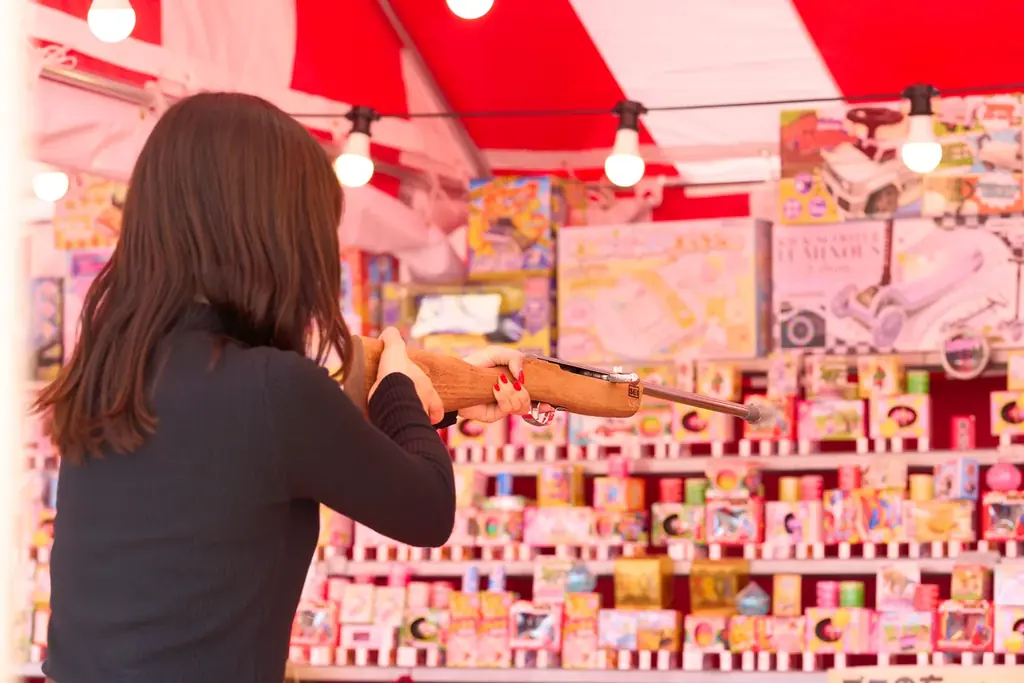 横浜赤レンガ倉庫『酒処 鍋小屋 2026 supported by ダイショー』詳細決定！レトロな空間で全国各地のご当地鍋と日本酒を堪能！お笑いライブや縁日、屋台で大人も子どもも“宴”を満喫 画像 5