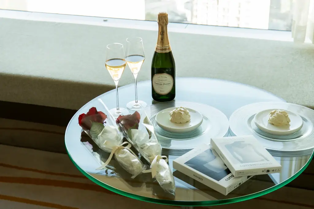 1/8開始 HANROコラボ宿泊プラン｜限定スイーツ付で記念日に