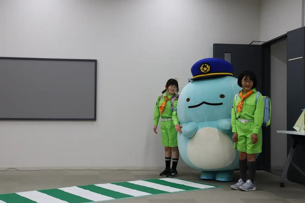 サンエックス、神田警察署長より感謝状を受領　～すみっコぐらしの「とかげ」も登場し、贈呈式が執り行われました～ 画像 5