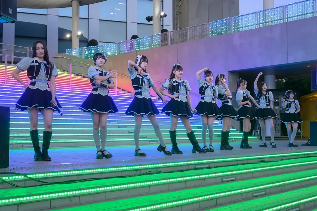 オリコン デイリーアルバムランキング初登場で1位を記録！HoneyWorksサウンドプロデュース“高嶺のなでしこ”待望の1stアルバム『見上げるたびに、恋をする。』発売日にリリース記念イベントを開催！ 画像 4