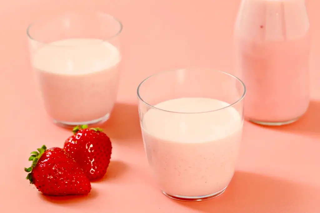 【苺×チョコプリン】“なめらかプリン”ブームの火付け役「パステル」から甘酸っぱい苺とブラウニーの甘みを楽しめる『いちごとブラウニーのプリンパフェ』が新登場！バレンタインにおすすめのショコラプリンも発売 画像 6