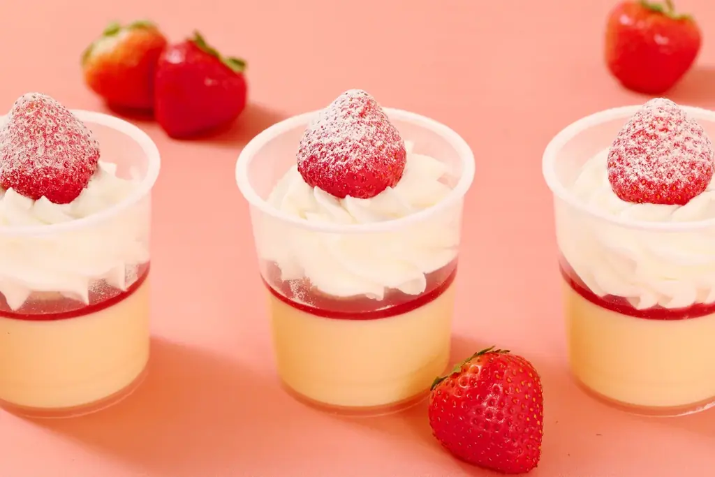 【苺×チョコプリン】“なめらかプリン”ブームの火付け役「パステル」から甘酸っぱい苺とブラウニーの甘みを楽しめる『いちごとブラウニーのプリンパフェ』が新登場！バレンタインにおすすめのショコラプリンも発売 画像 7