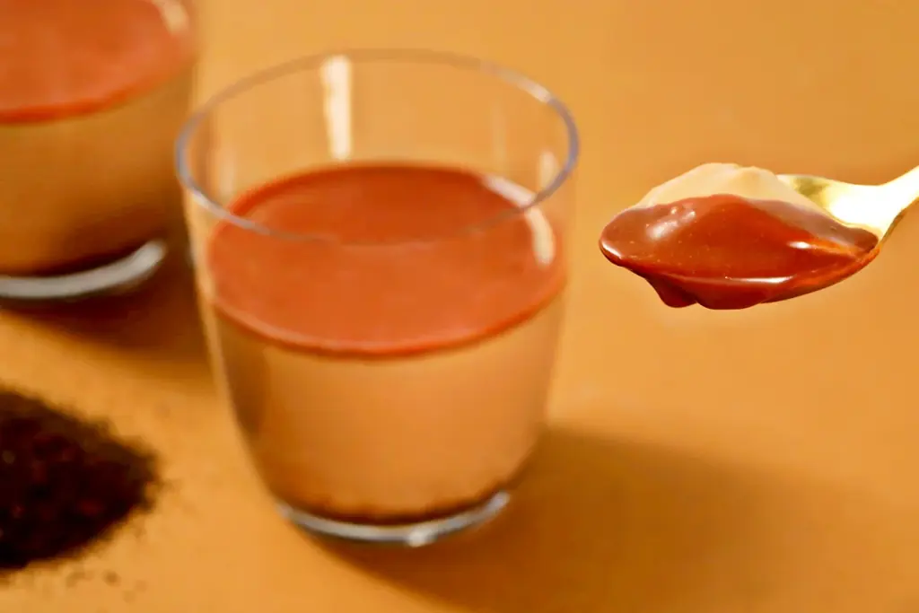 【苺×チョコプリン】“なめらかプリン”ブームの火付け役「パステル」から甘酸っぱい苺とブラウニーの甘みを楽しめる『いちごとブラウニーのプリンパフェ』が新登場！バレンタインにおすすめのショコラプリンも発売 画像 8