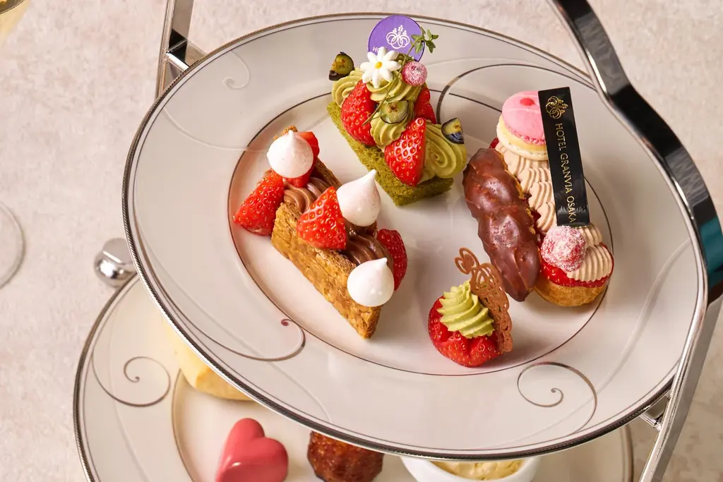 【ホテルグランヴィア大阪】旬のいちごとコク深いショコラが織りなす冬限定アフタヌーンティーセットを2店舗にて販売 画像 3