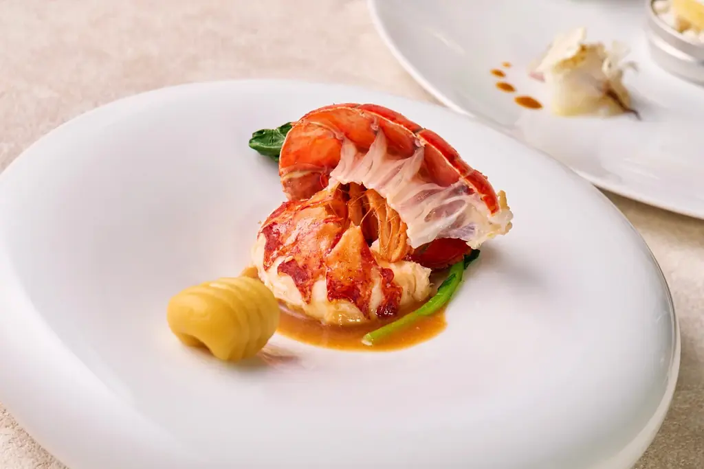 【ホテルグランヴィア大阪】旬のいちごとコク深いショコラが織りなす冬限定アフタヌーンティーセットを2店舗にて販売 画像 6