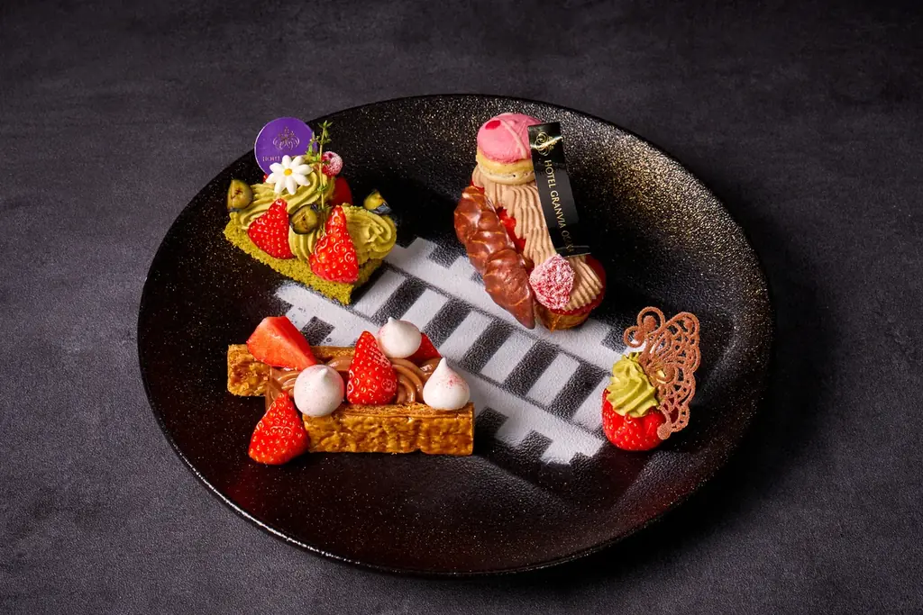【ホテルグランヴィア大阪】旬のいちごとコク深いショコラが織りなす冬限定アフタヌーンティーセットを2店舗にて販売 画像 9