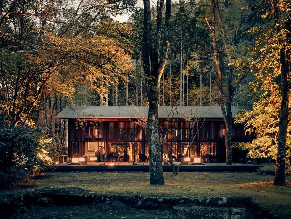 【アマン京都】アートのような飴細工の器に閉じ込めた苺パフェ「The Art of Strawberry」 画像 5