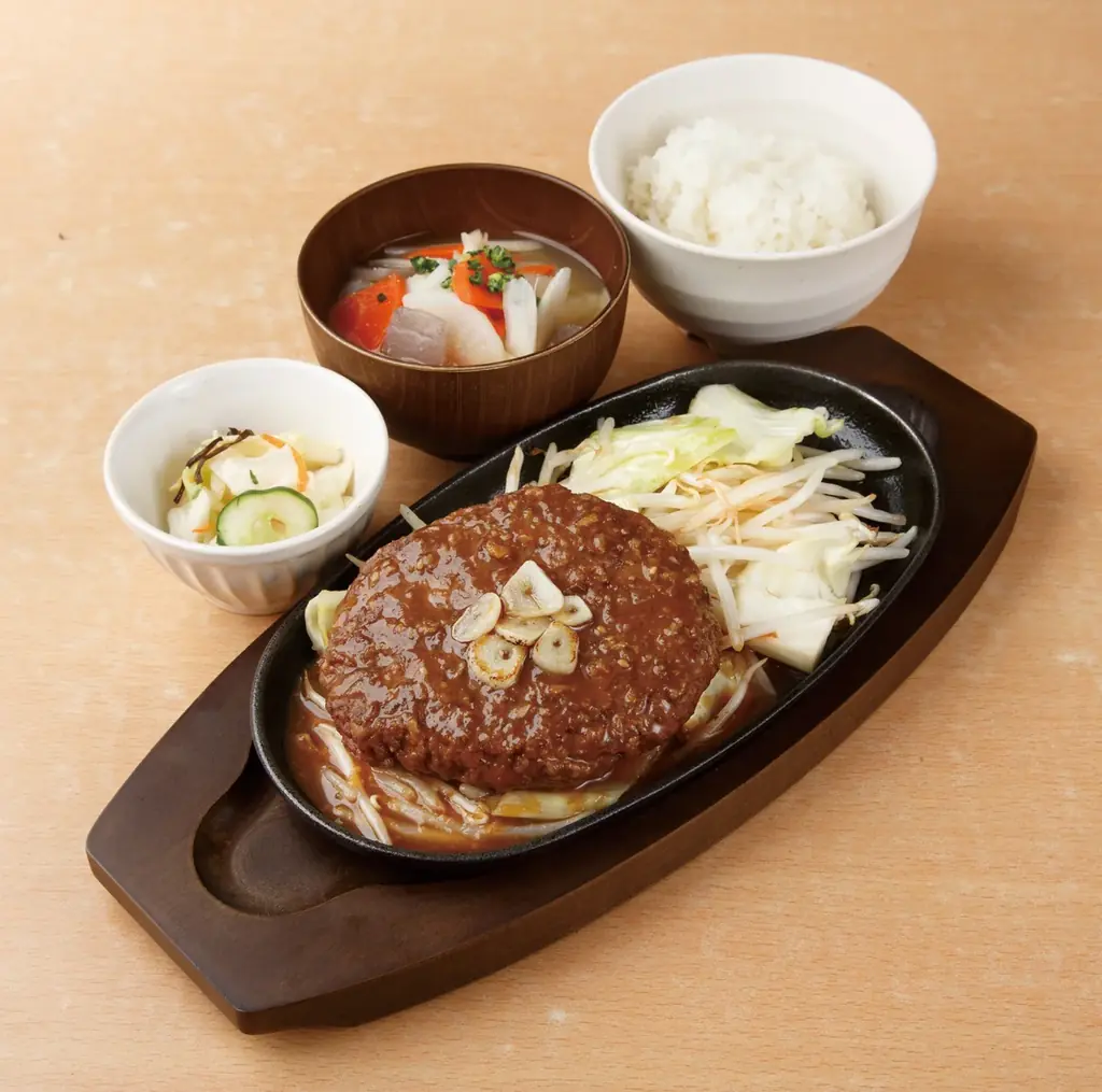 食の楽園「RINKU FOOD PARK」チャールストン クレープにてクリスマス限定クレープを販売いたします 画像 7