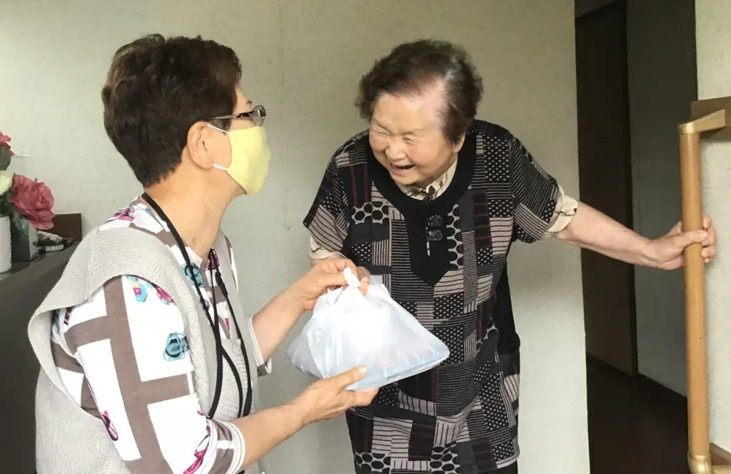 みんなあつまれ！ 近隣大家族　おしゃべりと童謡コンサート 画像 2