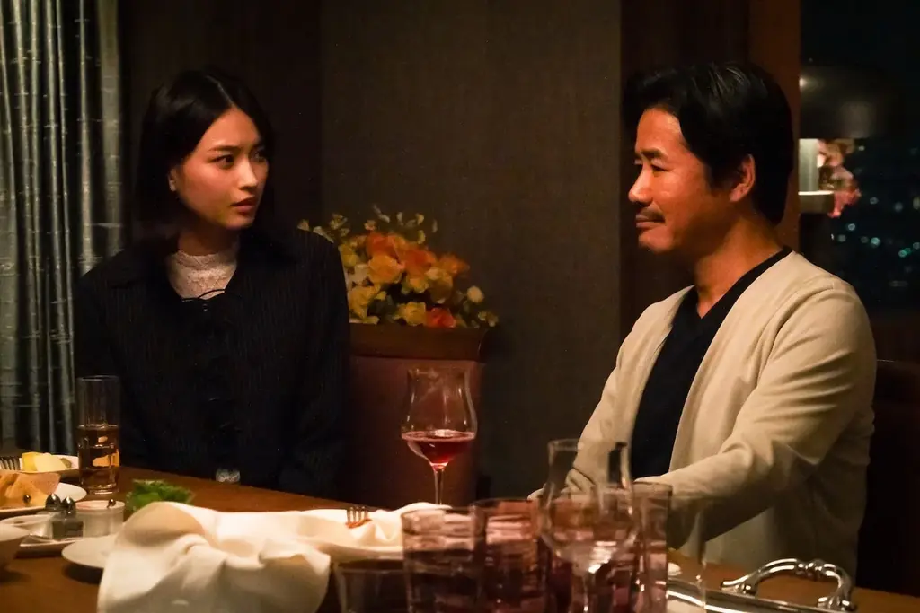 ABEMAオリジナルドラマ『スキャンダルイブ』#5／「私は自分の人生を取り戻せない」夢を奪われた少女が語る芸能界の闇／妹・莉子（茅島みずき）から明かされた“地獄の一夜”に姉・奏（川口春奈）の決意とは？ 画像 4