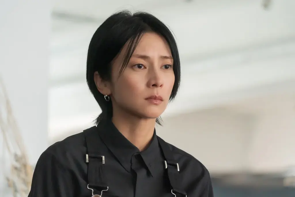 ABEMAオリジナルドラマ『スキャンダルイブ』#5／「私は自分の人生を取り戻せない」夢を奪われた少女が語る芸能界の闇／妹・莉子（茅島みずき）から明かされた“地獄の一夜”に姉・奏（川口春奈）の決意とは？ 画像 5