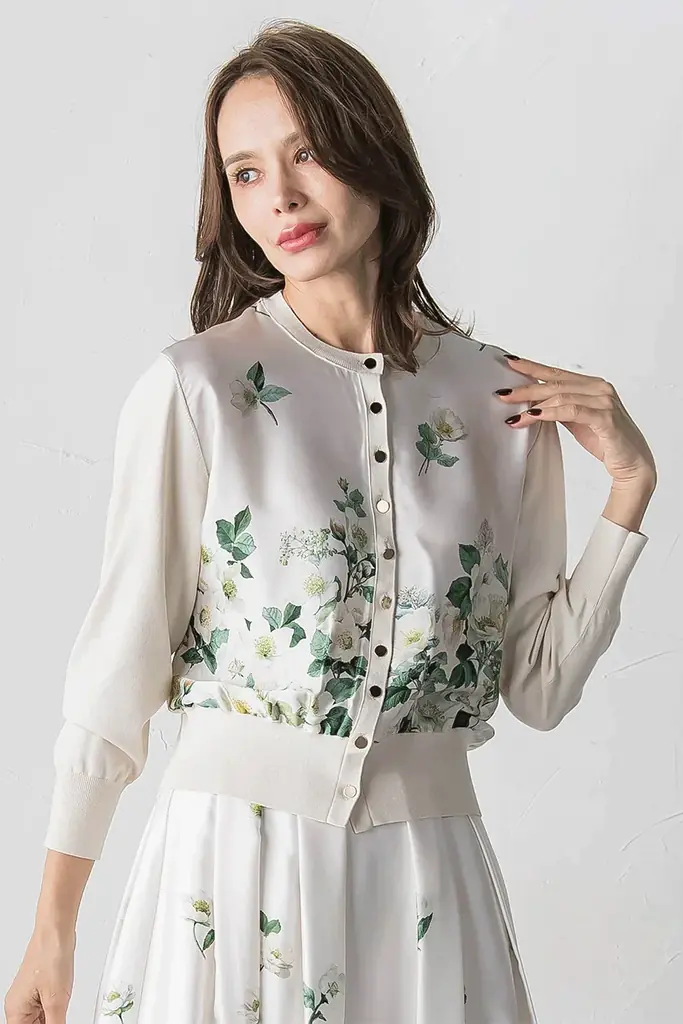 【Viaggio Blu (ビアッジョブルー)】新作プリントコレクションを発表。心をときめかせる冬の装いをご提案いたします。 画像 10