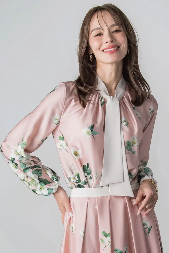 【Viaggio Blu (ビアッジョブルー)】新作プリントコレクションを発表。心をときめかせる冬の装いをご提案いたします。 画像 7