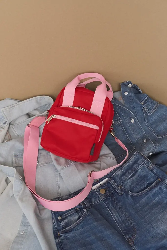 【Firsthand×OUTDOOR PRODUCTS 】新作が登場！遊び心ある色使いが魅力の「Happy Trail Line」と、オンオフで活躍「Refind Line」の2ラインを展開。 画像 3