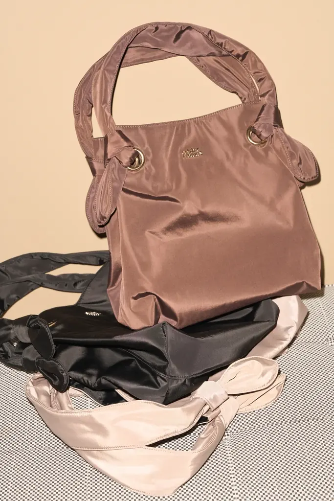 【Firsthand×OUTDOOR PRODUCTS 】新作が登場！遊び心ある色使いが魅力の「Happy Trail Line」と、オンオフで活躍「Refind Line」の2ラインを展開。 画像 7